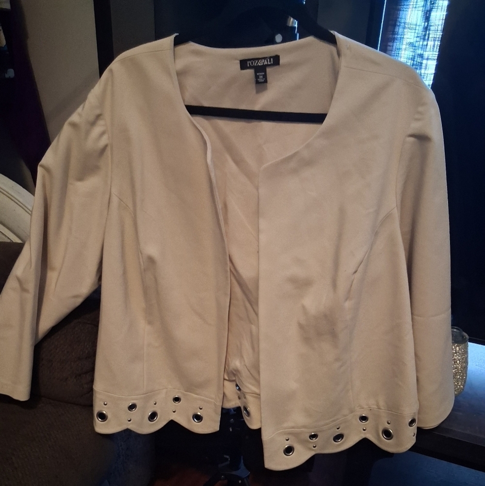 Roz & Ali Cream Faux Blazer with Scalloped Hem